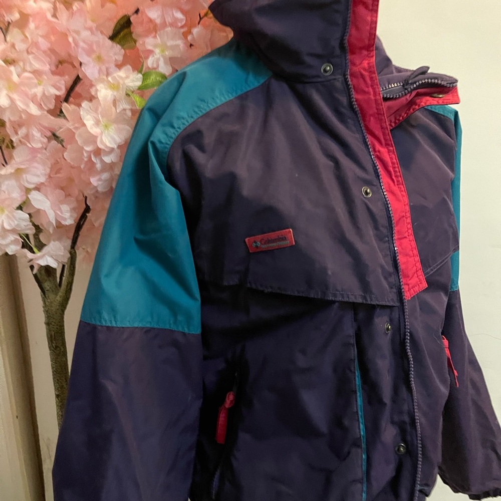 vintage Men's Columbia Powder Keg ski jacket 90s colorblock design